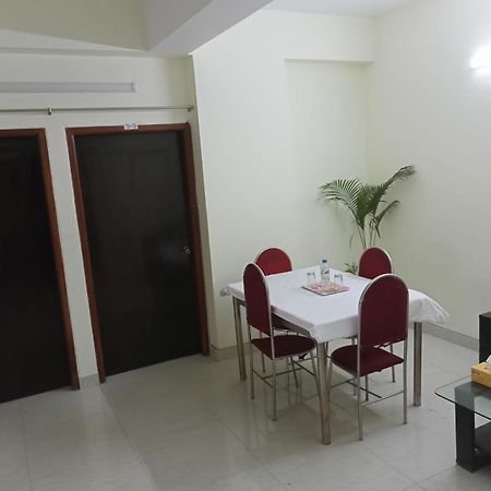Rose Garden Guest House Khulna Buitenkant foto